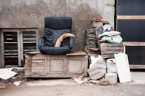 Types of commercial skips available for hire